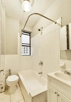 Rented by Trion Real Estate Management | media 11