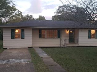 371 McEntire Ln SW, Decatur, AL 35603