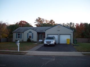 1147 Carolina St, Lakewood, NJ 08701