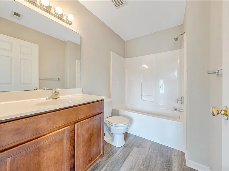 6852 Woodcreeper Dr — Photo 14