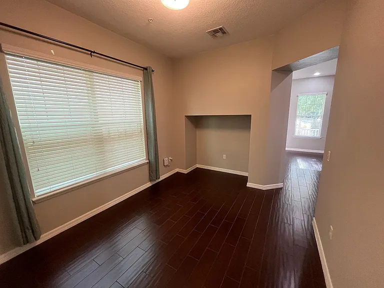 9313 Tyrella Pine Trl — Photo 8