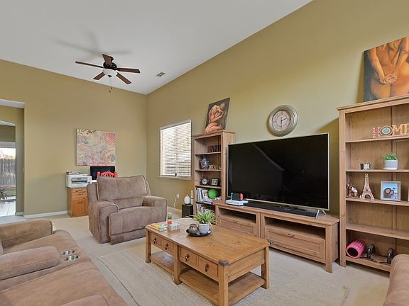 3rd image of 1561 Pollywog Ct
