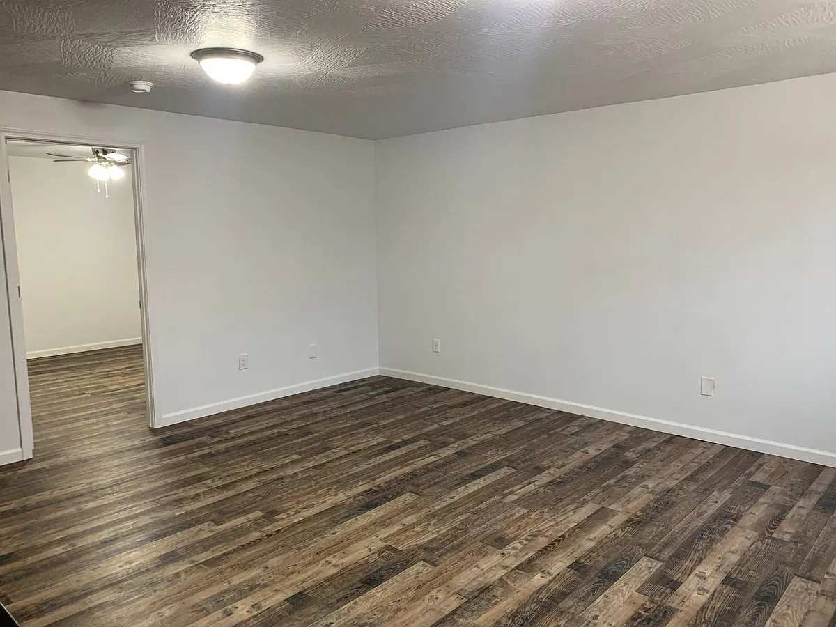 Building Photo - 345 S Pike Ave