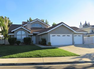 6004 Caleche Rd, Quartz Hill, CA 93536