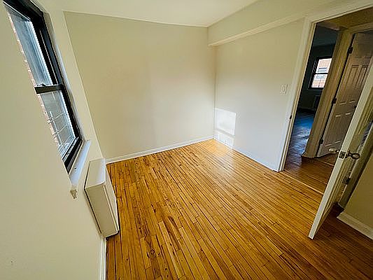 4th image of 15015 75th Ave #2D