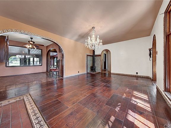5th image of 3543 E Hillhaven Dr