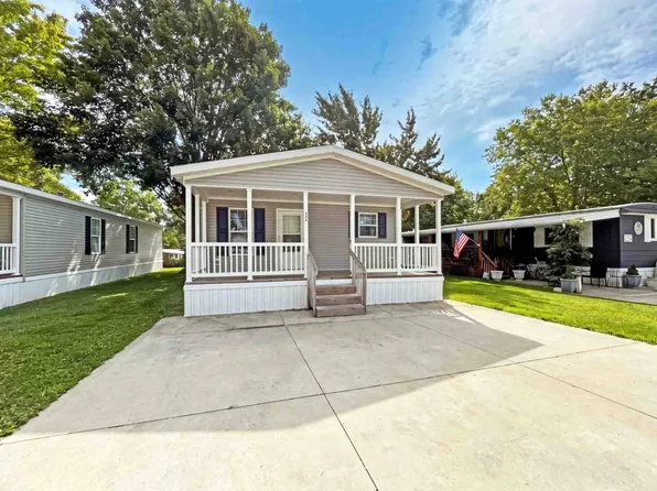 7055 Quarry Rd #234, Amherst, OH 44001