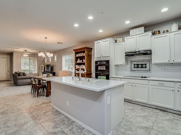 5th image of 3004 E Pistachio St