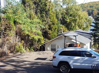 22 Mason St, Lake Hopatcong, NJ 07849