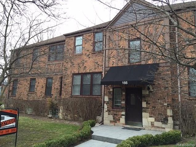 1st image of 166 W Lincoln St APT 4