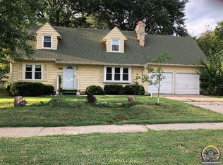 1800 SW 30th St, Topeka, KS 66611