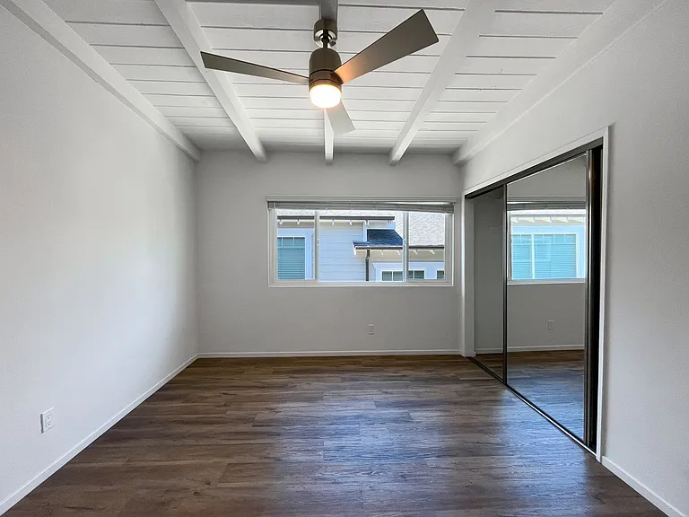 2118 Carnegie Ln — Photo 31