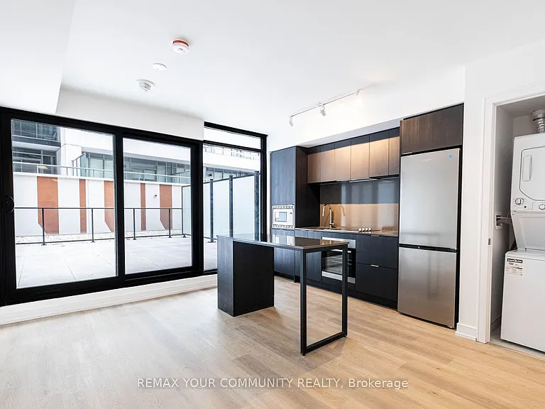 1 Jarvis St #324 — Photo 1