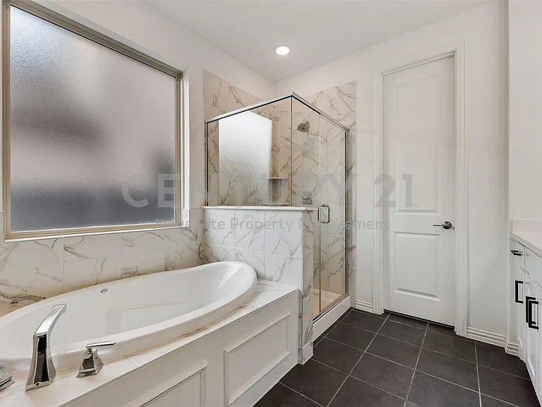 536 Cedarwood St — Photo 22