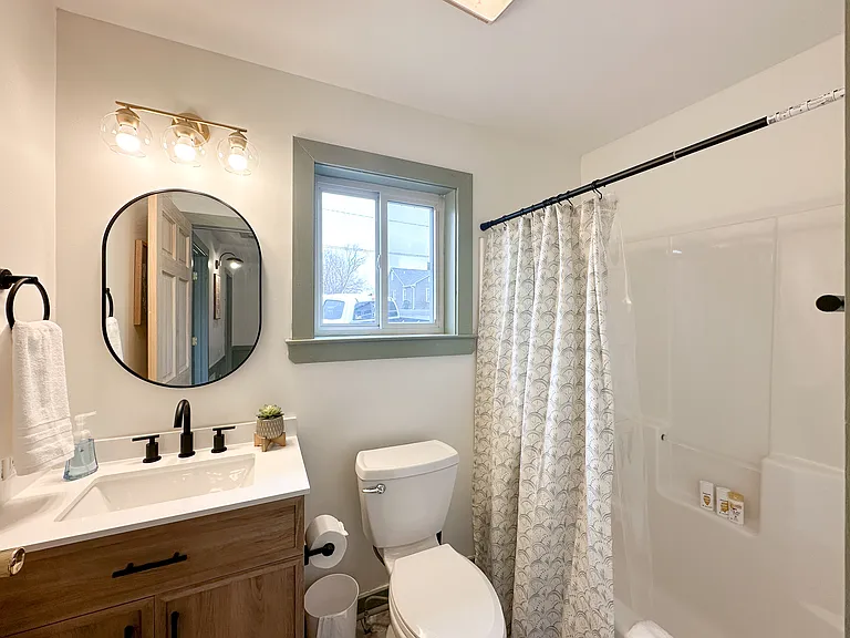 80 Greenview Dr — Photo 5