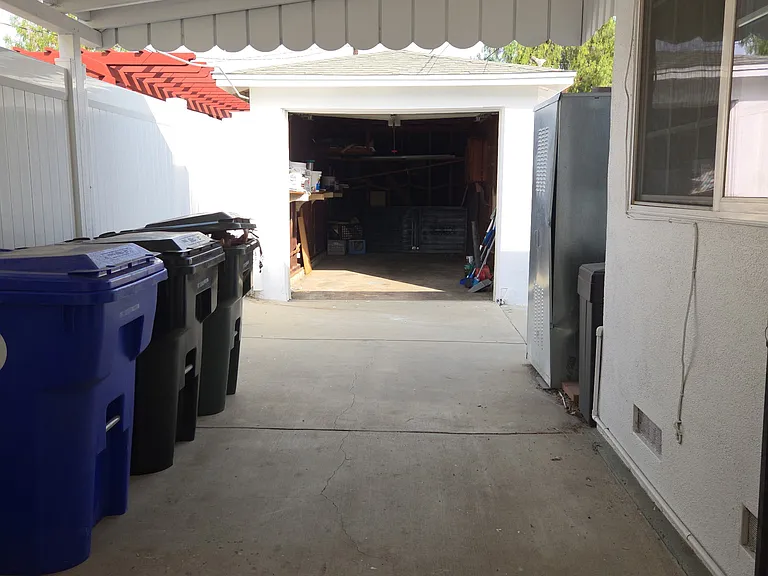 4306 Lynd Ave — Photo 25