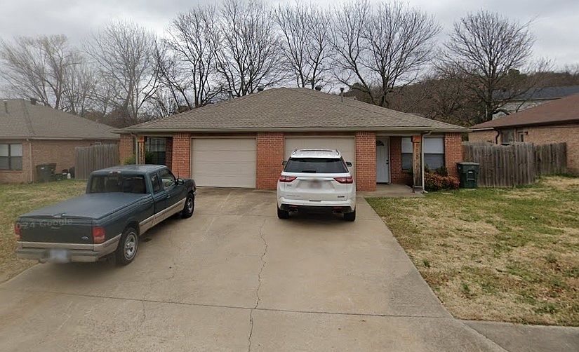 1st image of 1660 & 1662 N Dawn Dr