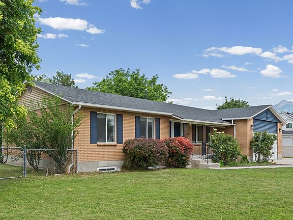 4th image of 341 E Heather Ridge Cir