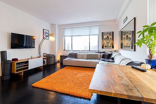 1st image of 330 W 56th St APT 5H