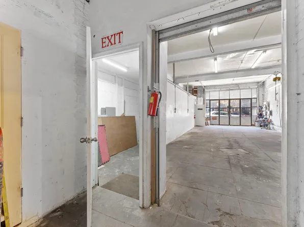 706 7th Street image 15 of 38