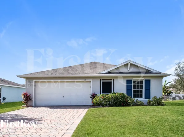 1195 Desmond St, Port Charlotte, FL 33952