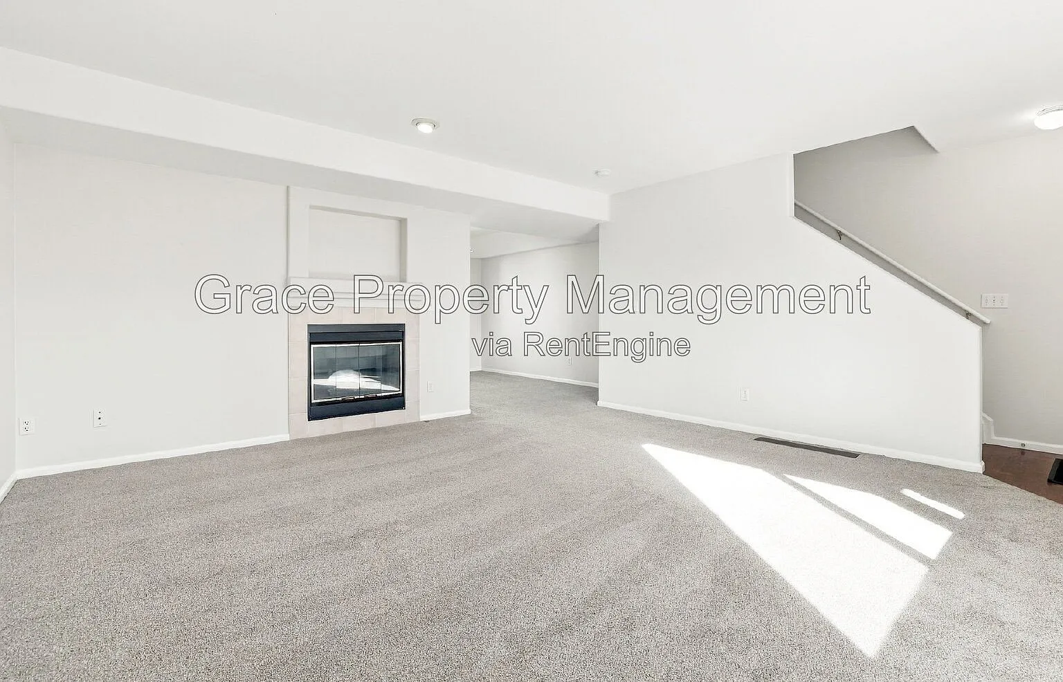 2 bed, 2.0 bath, 1428 sqft, $2,120 — Photo 3