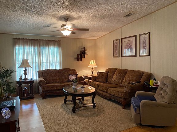 4th image of 38114 Overbrook Blvd