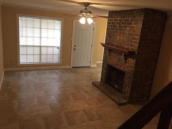 2nd image of 8682 Glen Meadow Ln
