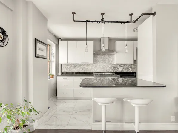 549 West 123rd Street image 3 of 20