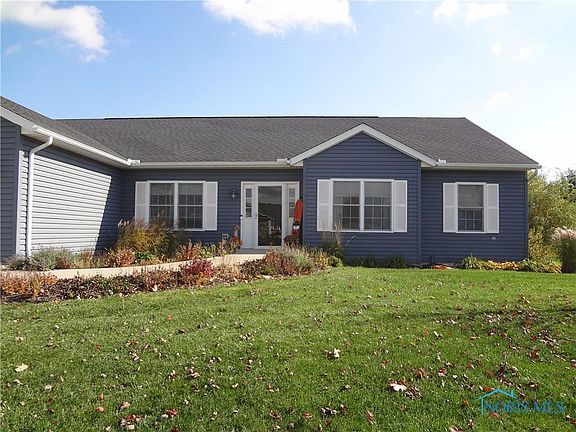 2nd image of 1212 Lillian Ln