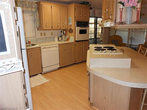 3rd image of 3078 Harpoon Ln