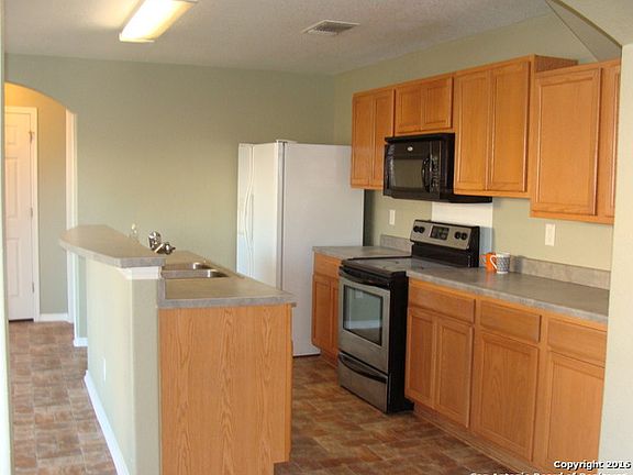 3rd image of 11107 Montague Trl