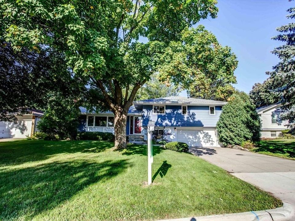 1st image of 6132 Ewing Ave S