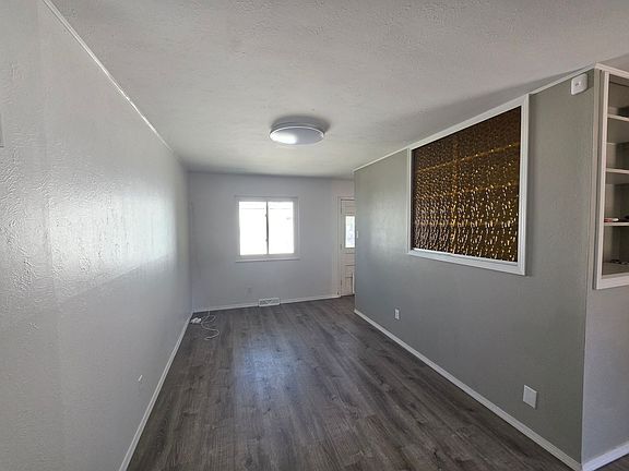 4th image of 2202 Mount Vernon St