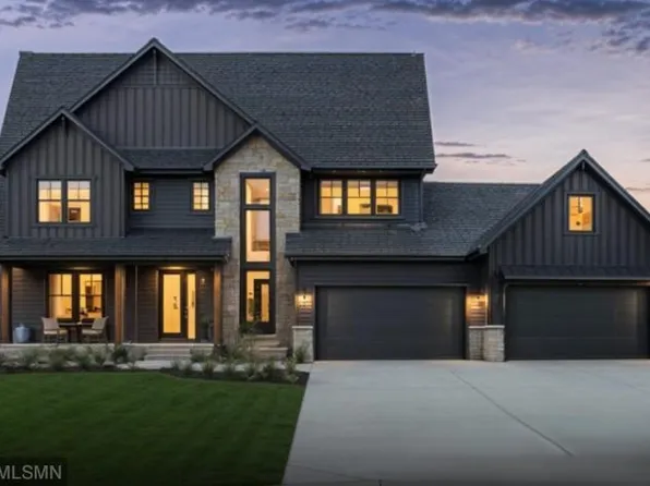 5813 S Century Rdg S, Woodbury, MN 55125