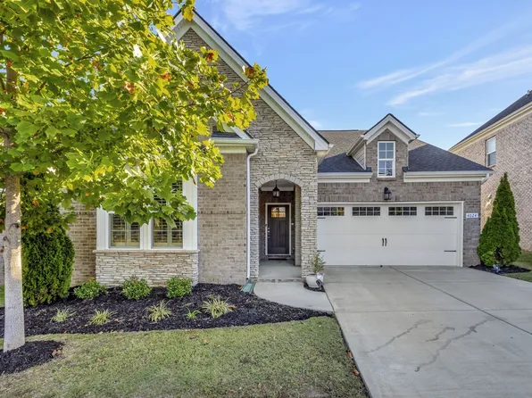 4024 Magnolia Farms Dr, Hermitage, TN 37076