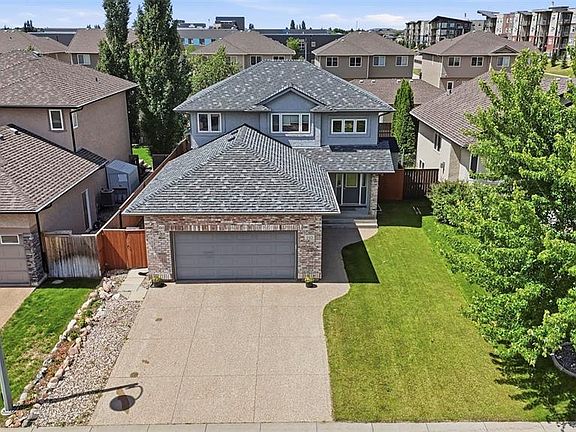 4th image of 110 Robertson COVE