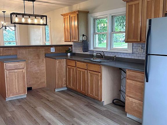 3rd image of 29649 Baniby Rd