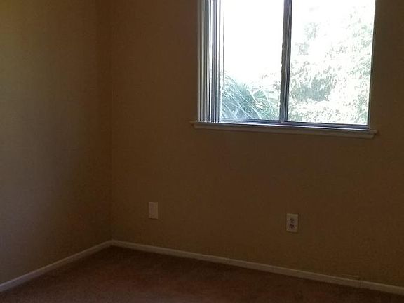3rd image of 3031 Bradford Pl APT B