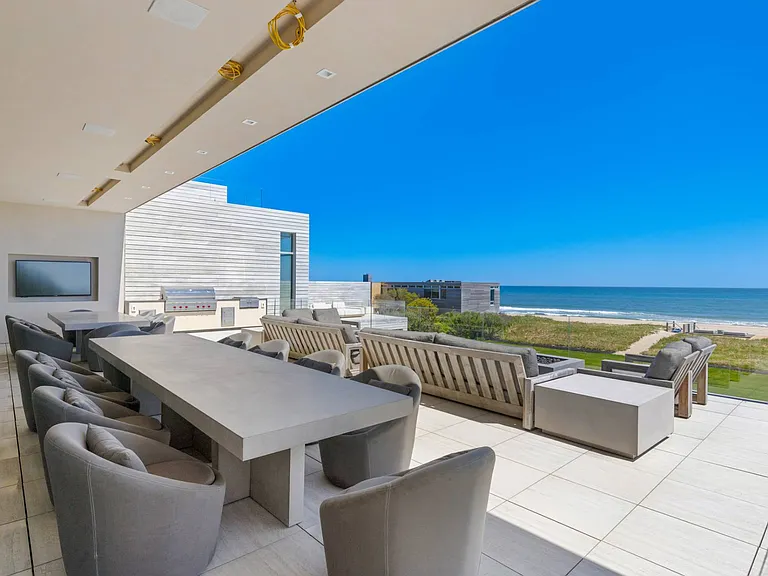 277 Surfside Dr — Photo 43