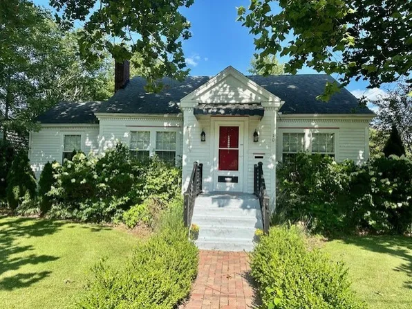 107 N Illinois St, Milford, IL 60953