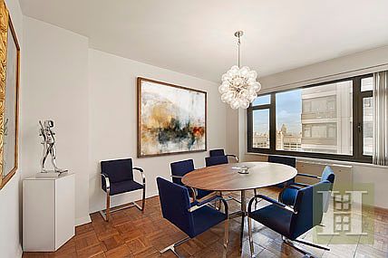 3rd image of 160 E 65th St APT 29C