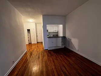 Rented by Salon Realty Corp