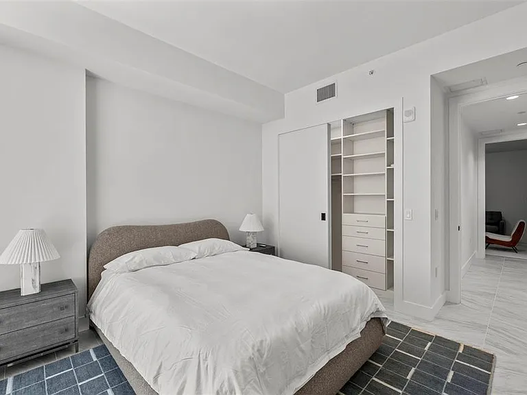 777 3rd Ave N #1502 — Photo 38