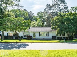 16 Orchard Rd, Hawkinsville, GA 31036