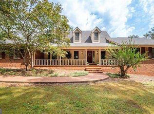 1827 Lost Mountain Rd, Powder Springs, GA 30127
