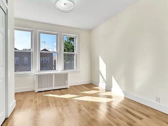5th image of 24-15 26th St #2