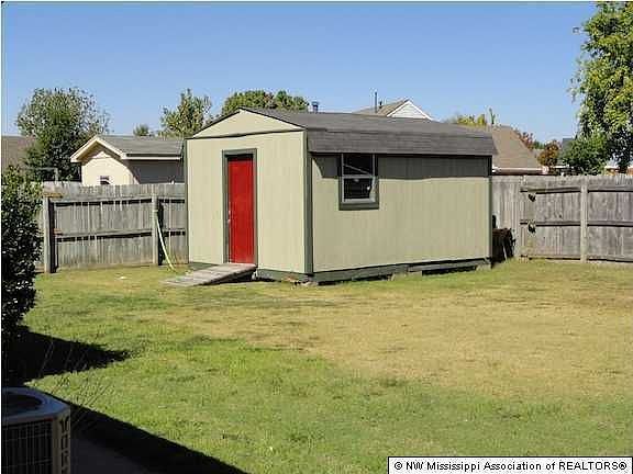 5th image of 10382 Curtis Dr