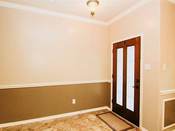 5th image of 16826 Savannah Park Dr