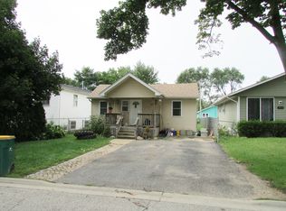 1510 Juneway Ter, Round Lake Beach, IL